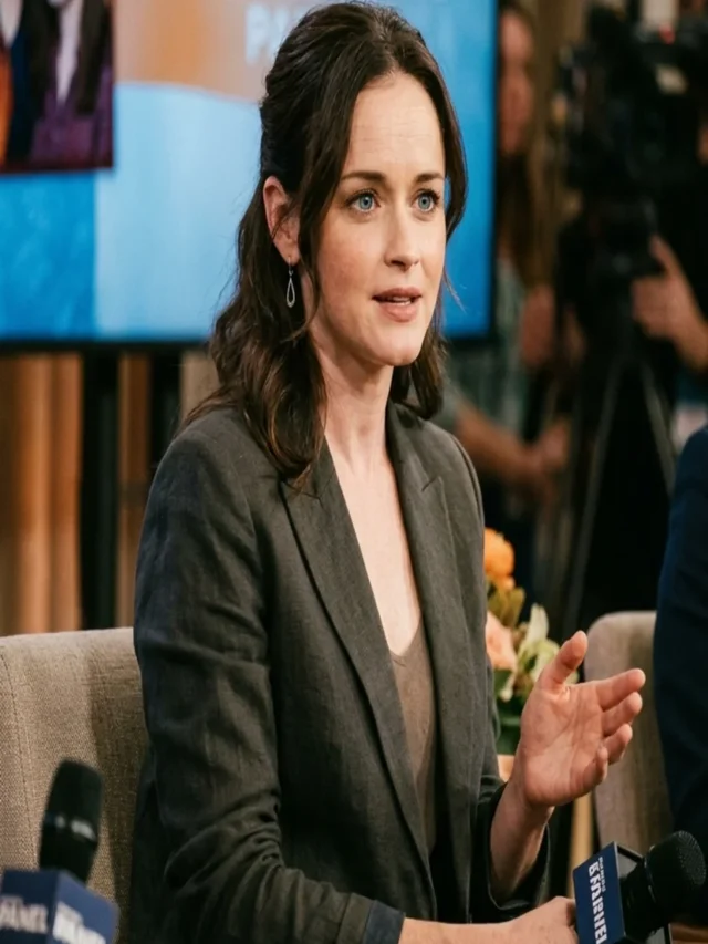 Alexis Bledel Explains Why Gilmore Girls Is Still Timeless