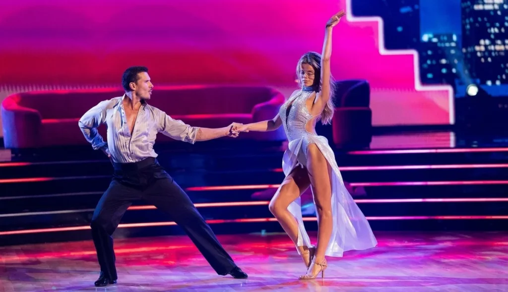 Dancing With the Stars Super Bowl Night: Songs, Dances and How to Vote