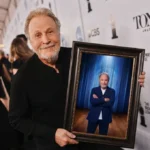 Billy Crystal Returns to Broadway With New One-Man Show ‘860’