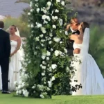 Jennifer Meyer Marries Geoffrey Ogunlesi Tobey Maguire Officiates Hawaii Wedding