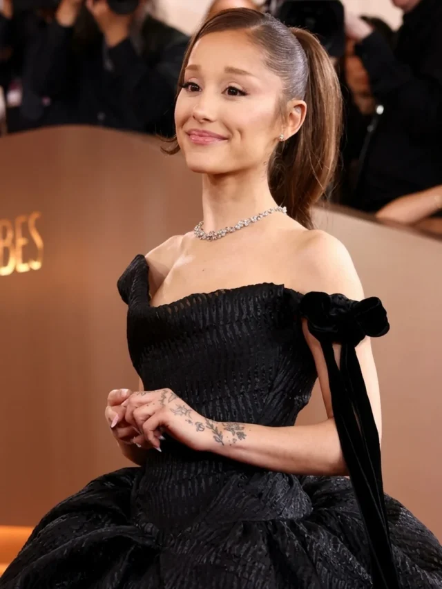 Ariana Grande Bob Ponytail Out, “Bobiana” In